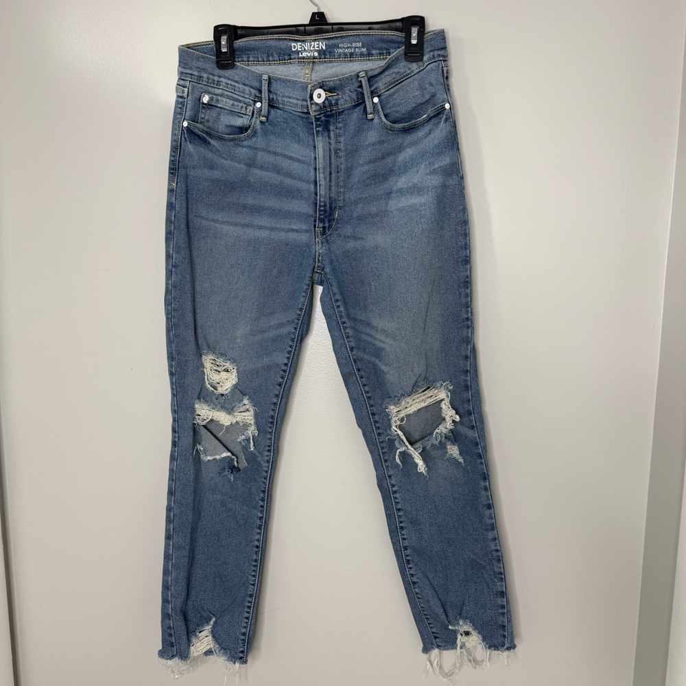 Denizen by Levi’s Women’s Size 13 Denim Jeans Medium Wash Distressed Knee
